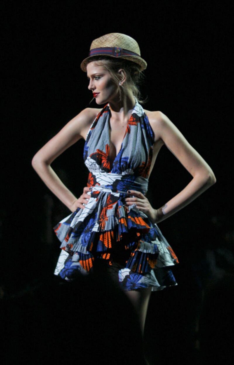 galleries/2010/09/16/backstage-at-l-a-m-b/backstage-at-lamb---5_vey9uv