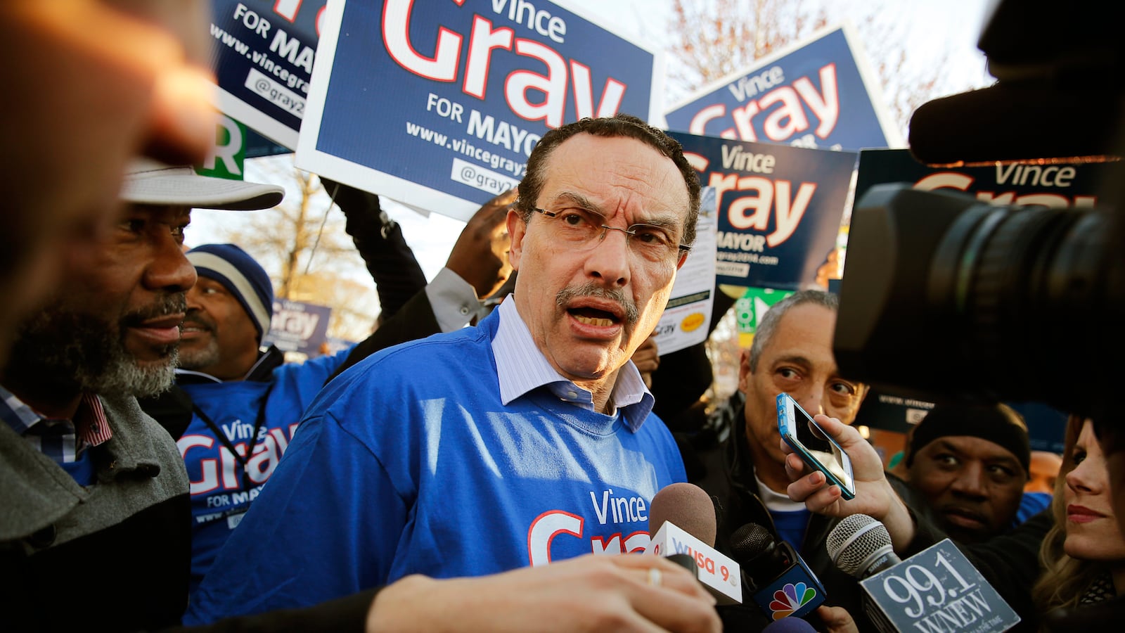 articles/2014/04/02/20-years-after-marion-barry-d-c-voters-boot-a-scandal-tainted-mayor/140401-jacobs-gray-tease_tdhwkg