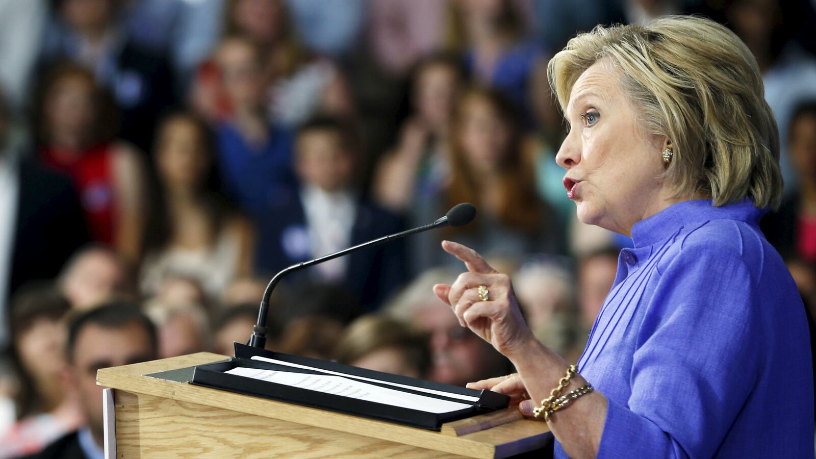 cheats/2015/08/10/hillary-pac-gets-anonymous-1-donation/150810-hillary-cheat_nvwwov