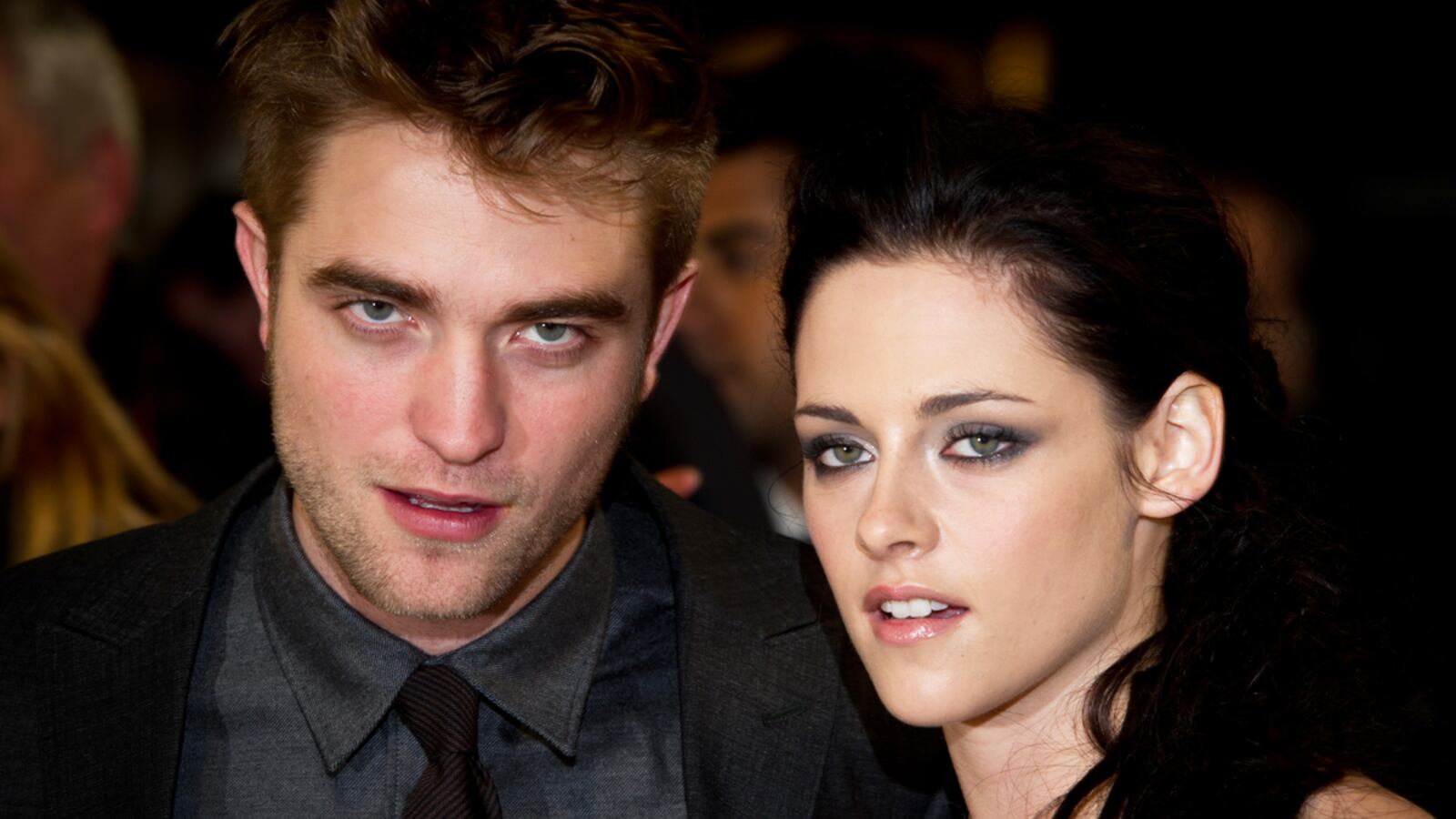 articles/2012/07/27/the-affair-witch-hunt-leave-kristen-stewart-alone/in-defense-of-kristen-stewart-stern_ssdu13