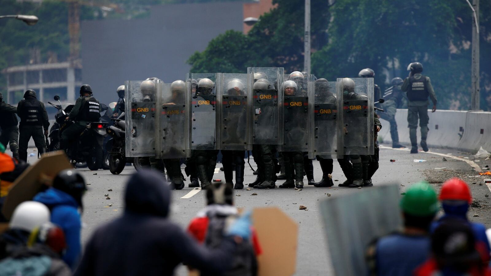cheats/2017/05/03/teenager-killed-in-violent-venezuela-protests/170503-venezuela-protests-demonstrator-killed-cheat_znxrul