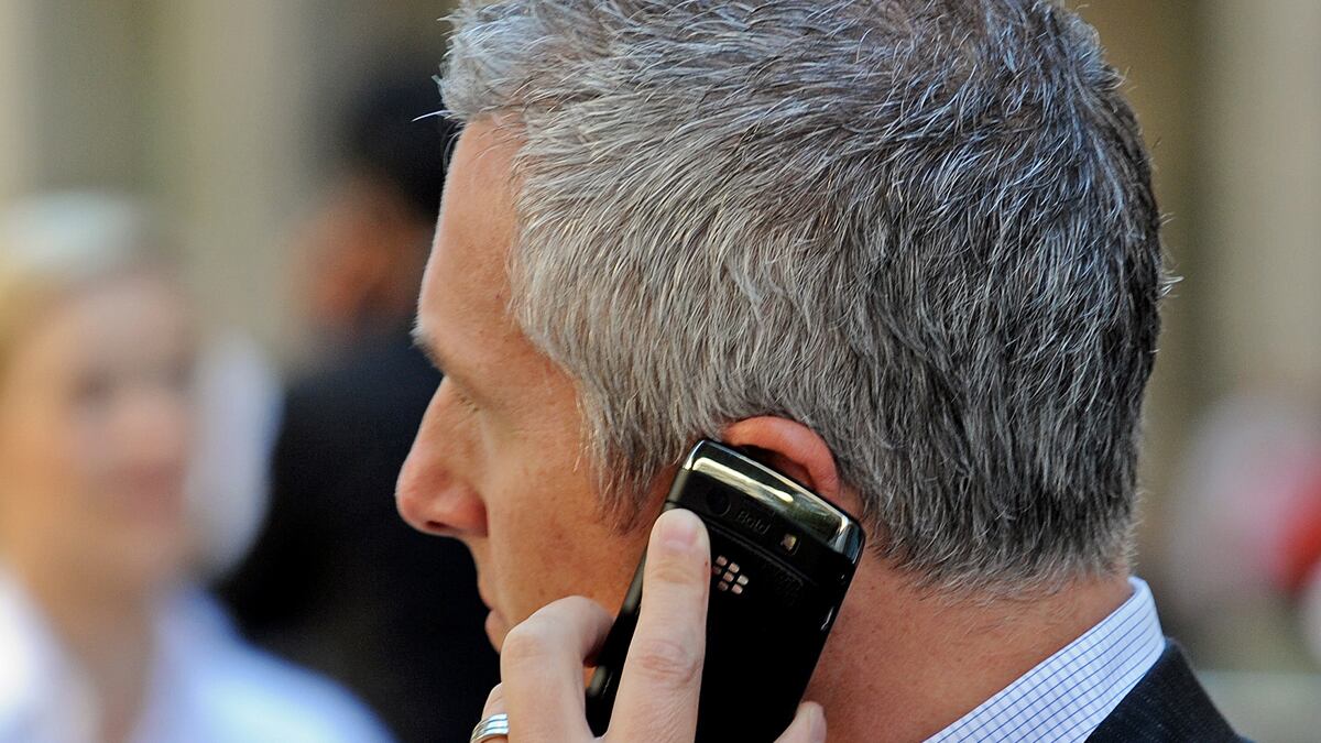 cheats/2012/01/06/1-percent-use-half-of-world-s-bandwidth/new-study-no-cellphone-cancer-link-cheat_ttftft