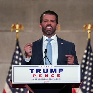 2020-08-25T022829Z_1996262477_RC2QKI9UYIQ3_RTRMADP_3_USA-ELECTION-CONVENTION_1_zinyme