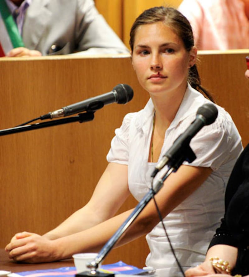 galleries/2010/04/16/amanda-knox-timeline/amanda-knox-13_etikck