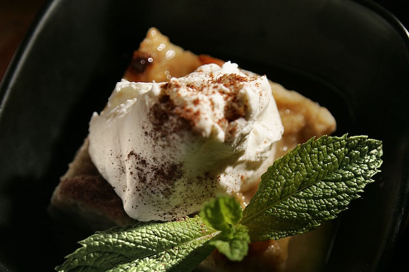 galleries/2012/11/26/bourbon-apple-pie-more-boozy-holiday-dessert-recipes-photos/kahlua-bread-pudding-booziest-holiday-recipes_xqrixk