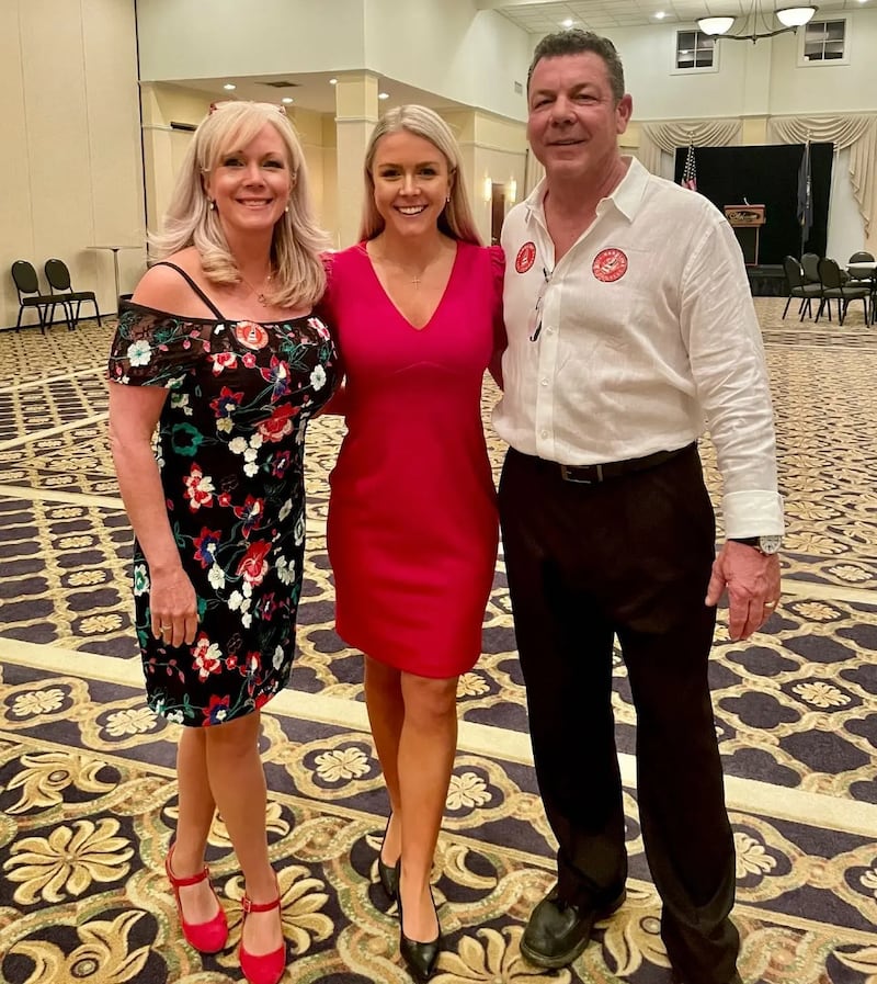 Leavitt with parents, Erin Leavitt and Bob Leavitt.