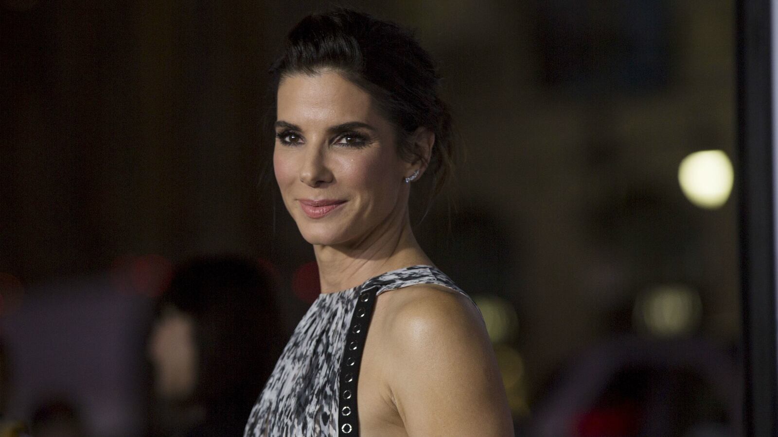 170830-HollywoodForHarvey-Hero_tv5vrz