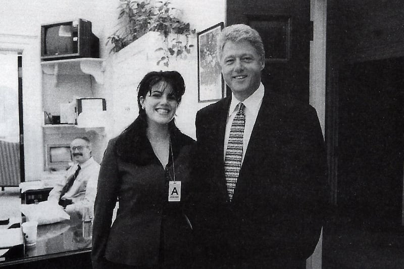 galleries/2012/04/17/prostitutes-in-colombia-and-more-embarrassing-secret-service-moments-photos/secret-service-mishaps-lewinsky_r8rxi8