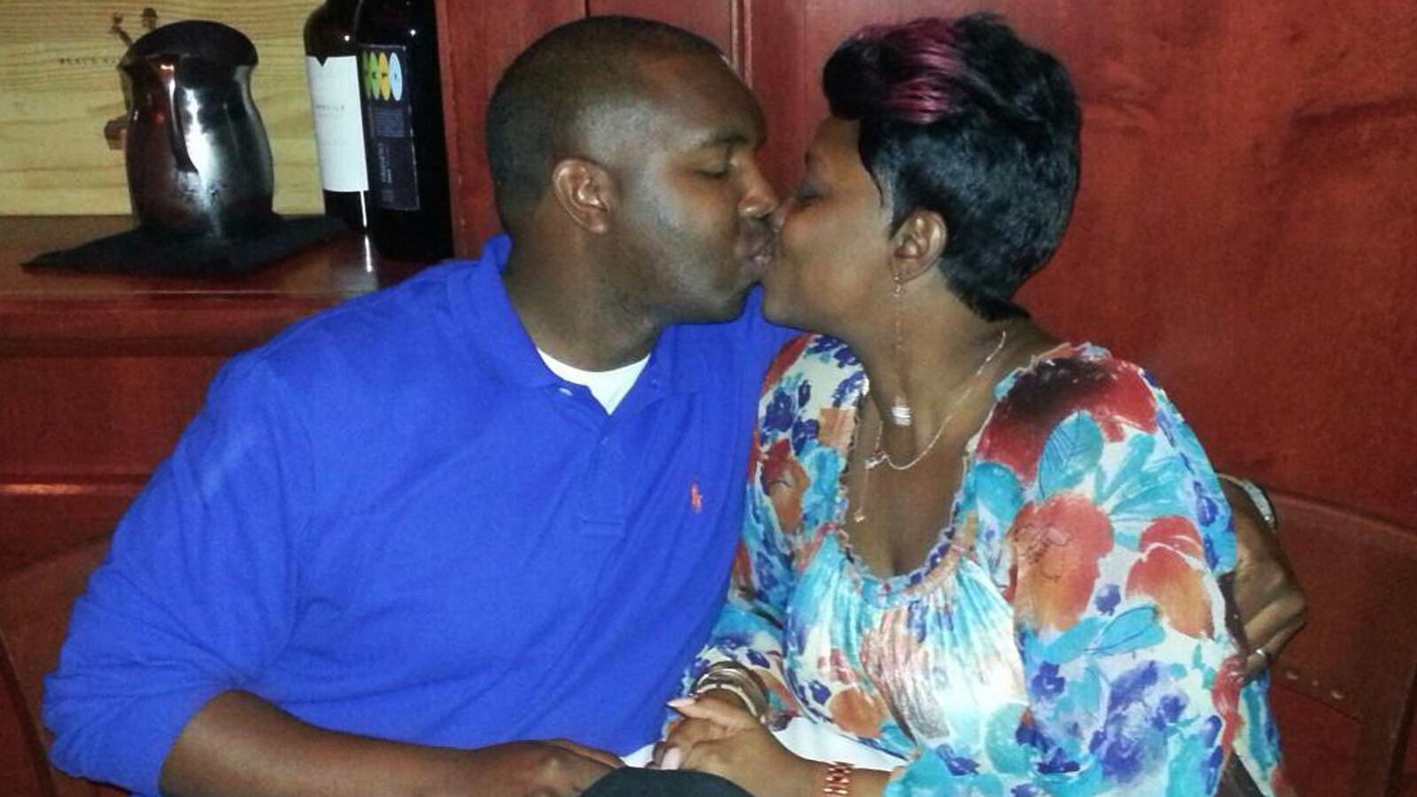 articles/2016/07/17/slain-baton-rouge-cop-haunting-final-facebook-post-please-don-t-let-hate-infect-your-heart/160717-Montrell-Jackson1-tease_hkxytt