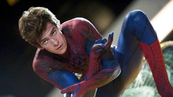 articles/2012/02/06/spider-man-sneak-preview-spidey-gets-adorkable/spiderman-lee_llfdzx