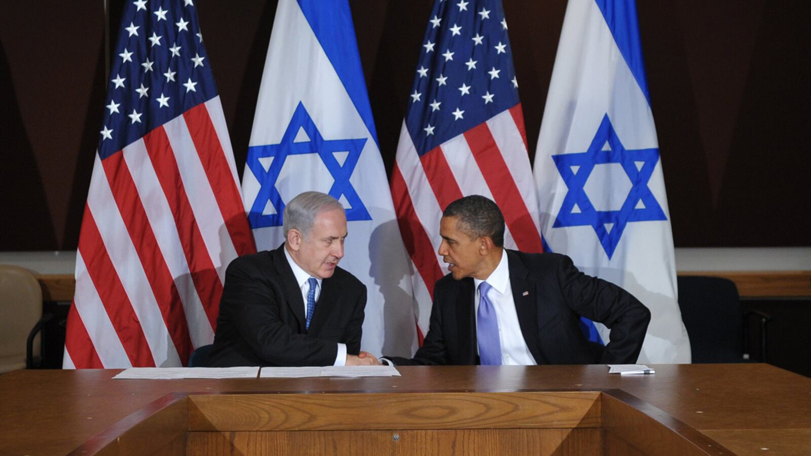 cheats/2011/09/26/obama-boosts-israeli-military/obama-israel-bunker-bombs-cs_afkpge