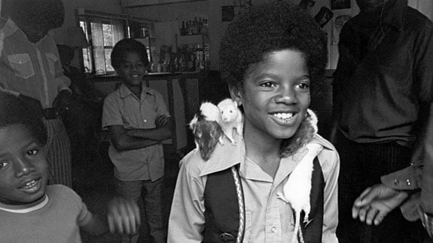 galleries/2009/06/25/michael-jackson/michael-jackson-03_yr08vu