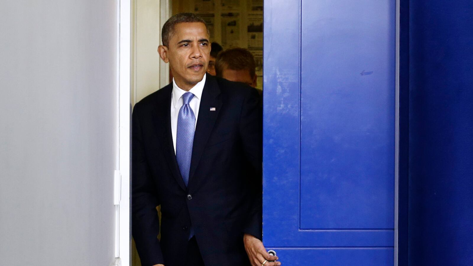 cheats/2012/11/01/poll-obama-up-by-6-in-michigan/obama-seals-deal-tomasky-tease_tyqbad