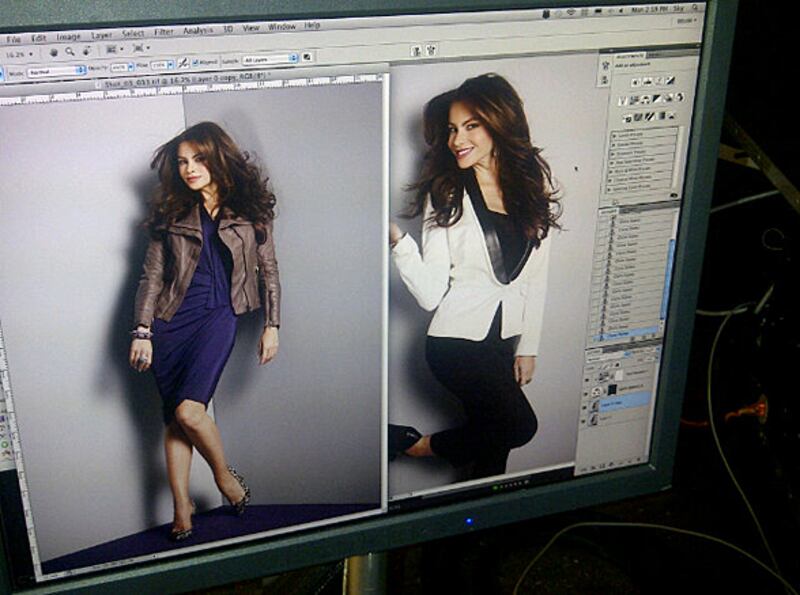 galleries/2011/05/12/celebrity-twitter-photos/twitpi513---vergara_nnlalw