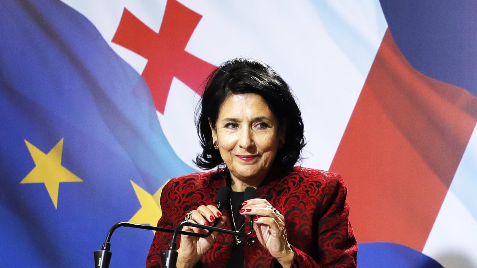 181130-nemtsova-georgia-tease_sxmymr