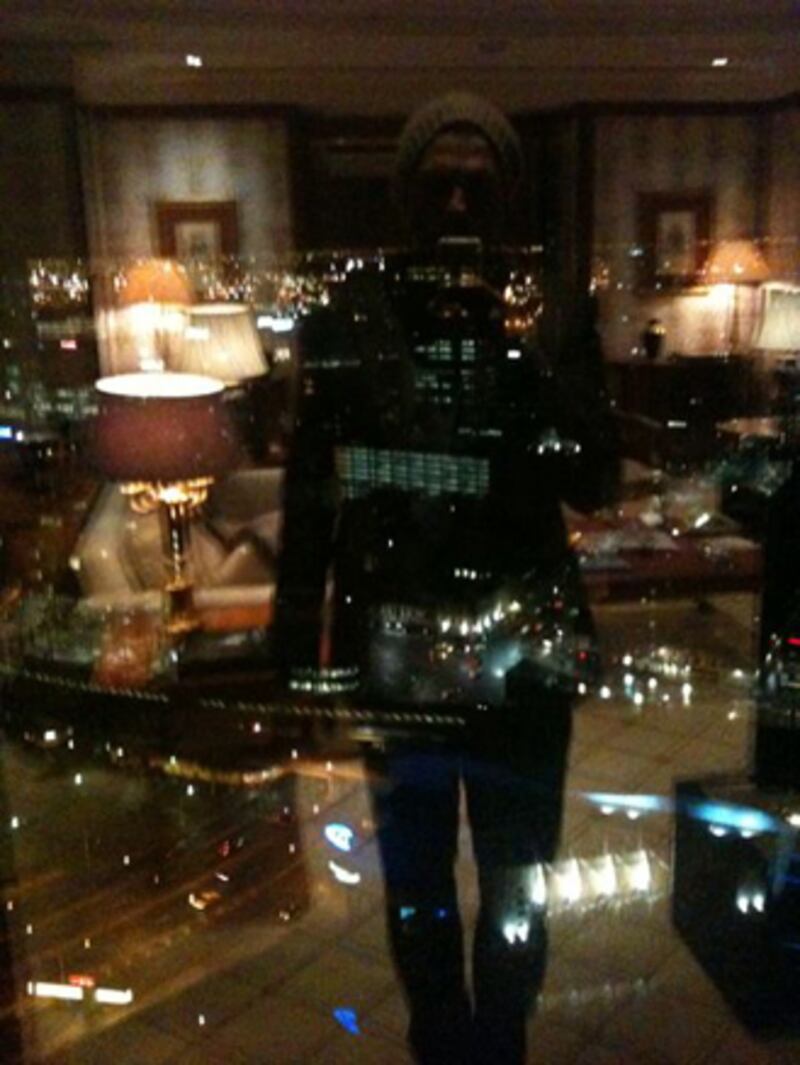 galleries/2010/07/21/best-celebrity-twit-pics/twitpi725---ashton_qzgobg