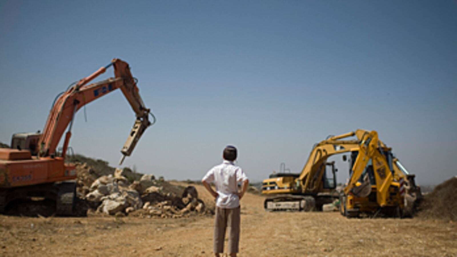 cheats/2010/09/27/bulldozers-back-to-work-in-west-bank/bulldozers-in-west-bank_qeskgz