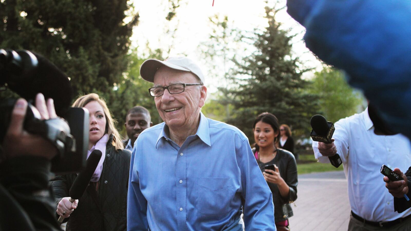 articles/2011/07/15/how-rupert-murdoch-s-money-helps-him-makes-friends/rupert-murdochs-money-colarusso_fy6b1d