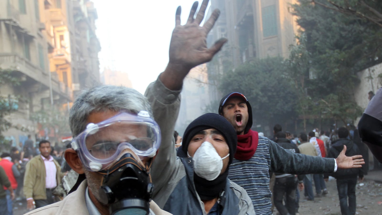 articles/2014/01/26/ahdaf-soueif-s-cairo-remembering-a-city-wracked-by-the-arab-spring/140124-souief-cairo-tease_jg4rvk