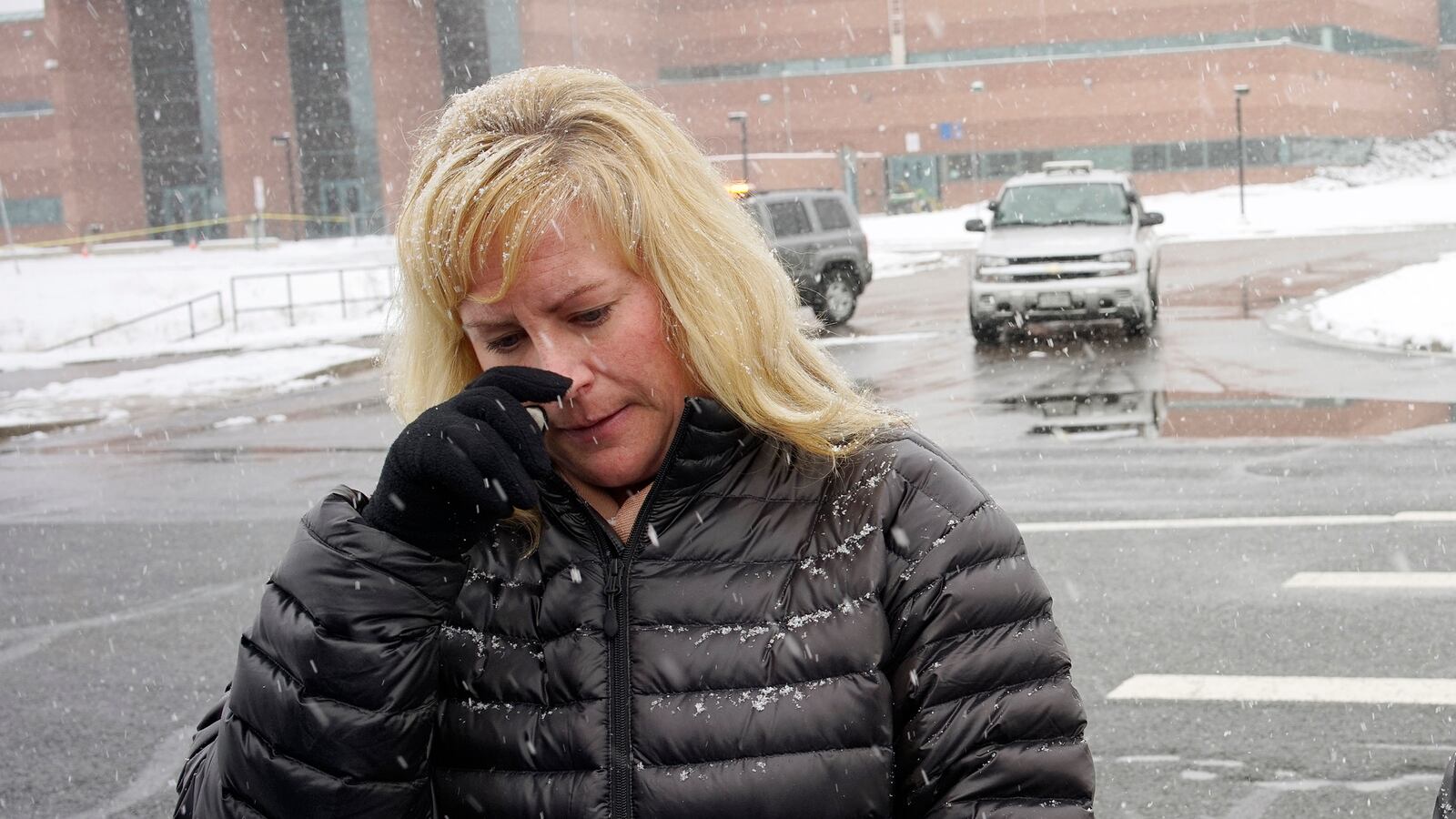 cheats/2014/01/27/colorado-student-self-immolates/140127-fire-highschool-cheat_mxp50v