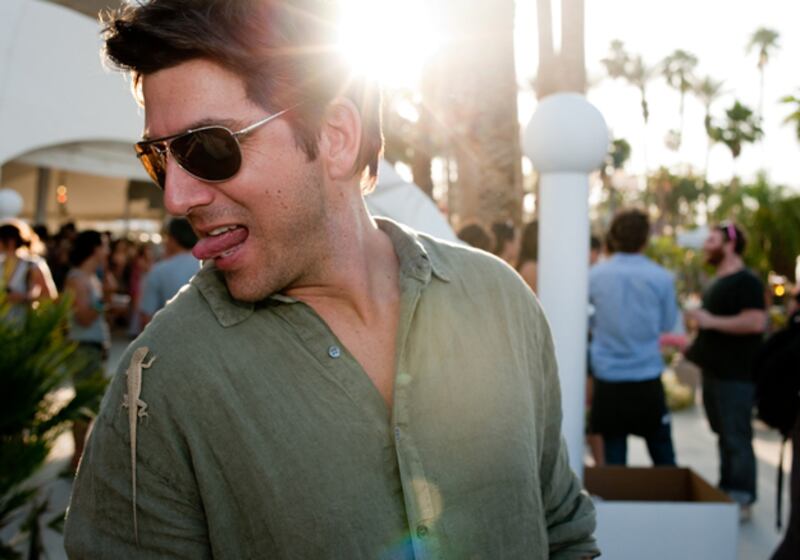 galleries/2011/04/16/2011-coachella/coachella-fans-20_l4llwf