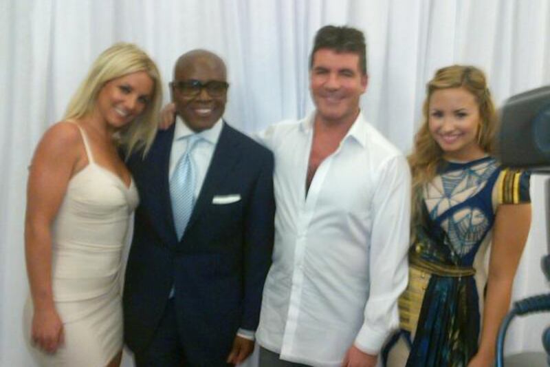 galleries/2012/05/15/britney-spears-lea-michele-more-celebrity-twitter-pictures-photos/twitpics-spears_tcm48q