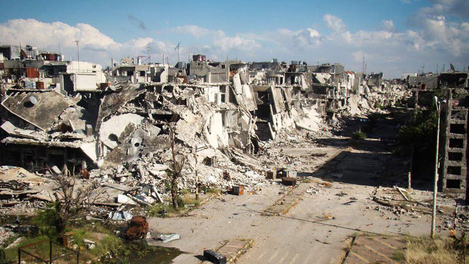 cheats/2013/05/17/russia-sends-syria-more-advanced-missiles/130517-russia-syria-missiles-cheat_ve99il