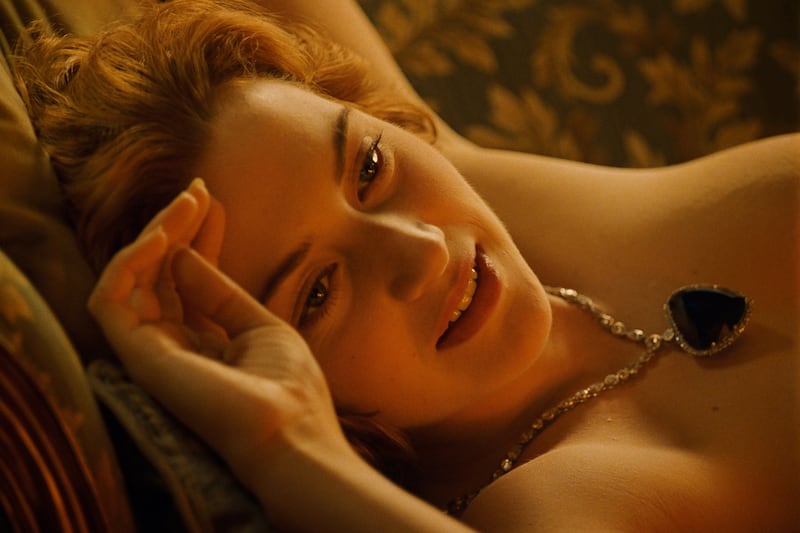 galleries/2012/07/10/10-re-written-classic-novels-and-films-from-hemingway-s-a-farewell-to-arms-to-hitchcock/alternate-endings-titanic_xgvqmi