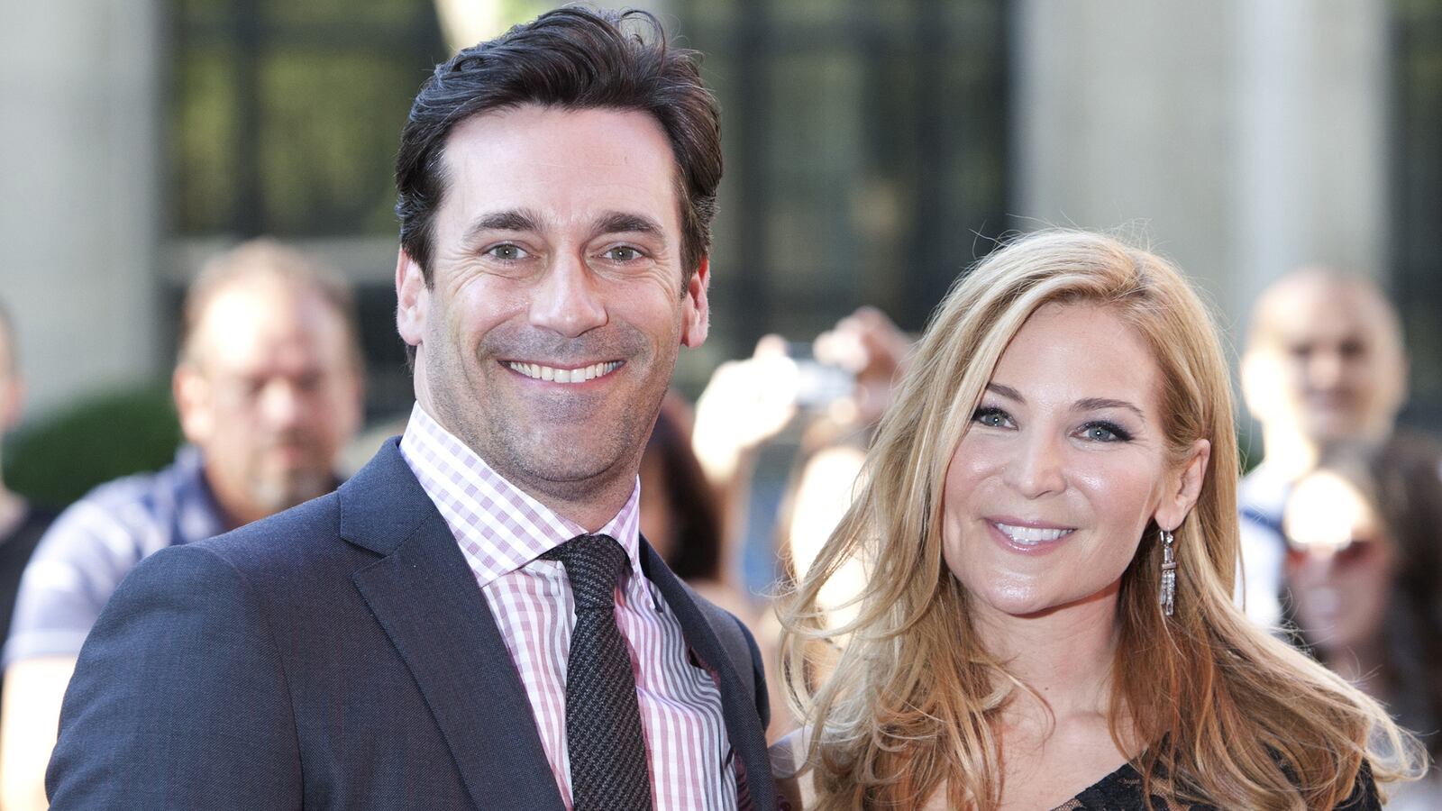 articles/2015/08/06/the-cruel-summer-of-celebrity-breakups/150908-shire-hamm-break-tease_f70g30