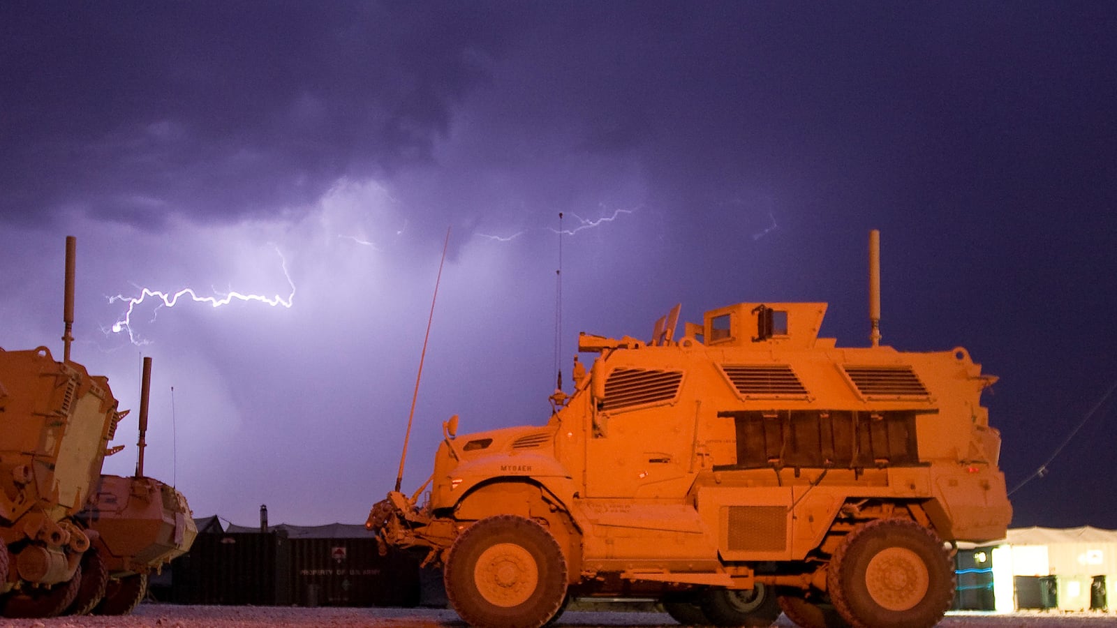 articles/2014/08/21/swat-lobby-takes-a-shot-at-congress/140820-mak-mraps-tease_qhvjme