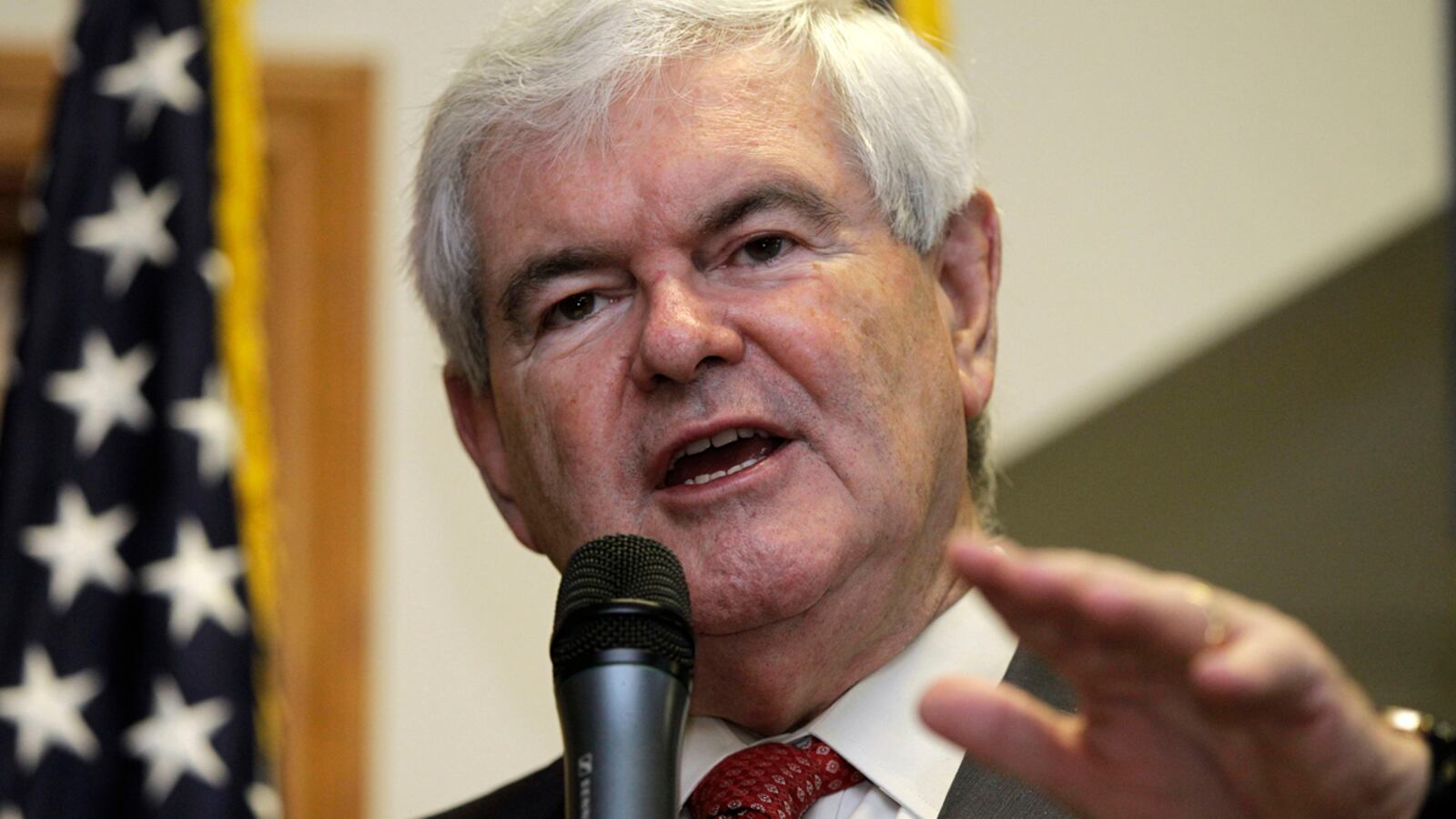 articles/2012/08/28/gingrich-takes-the-gop-convention-to-school-with-newt-university/newt-university-grove_jtrhy3