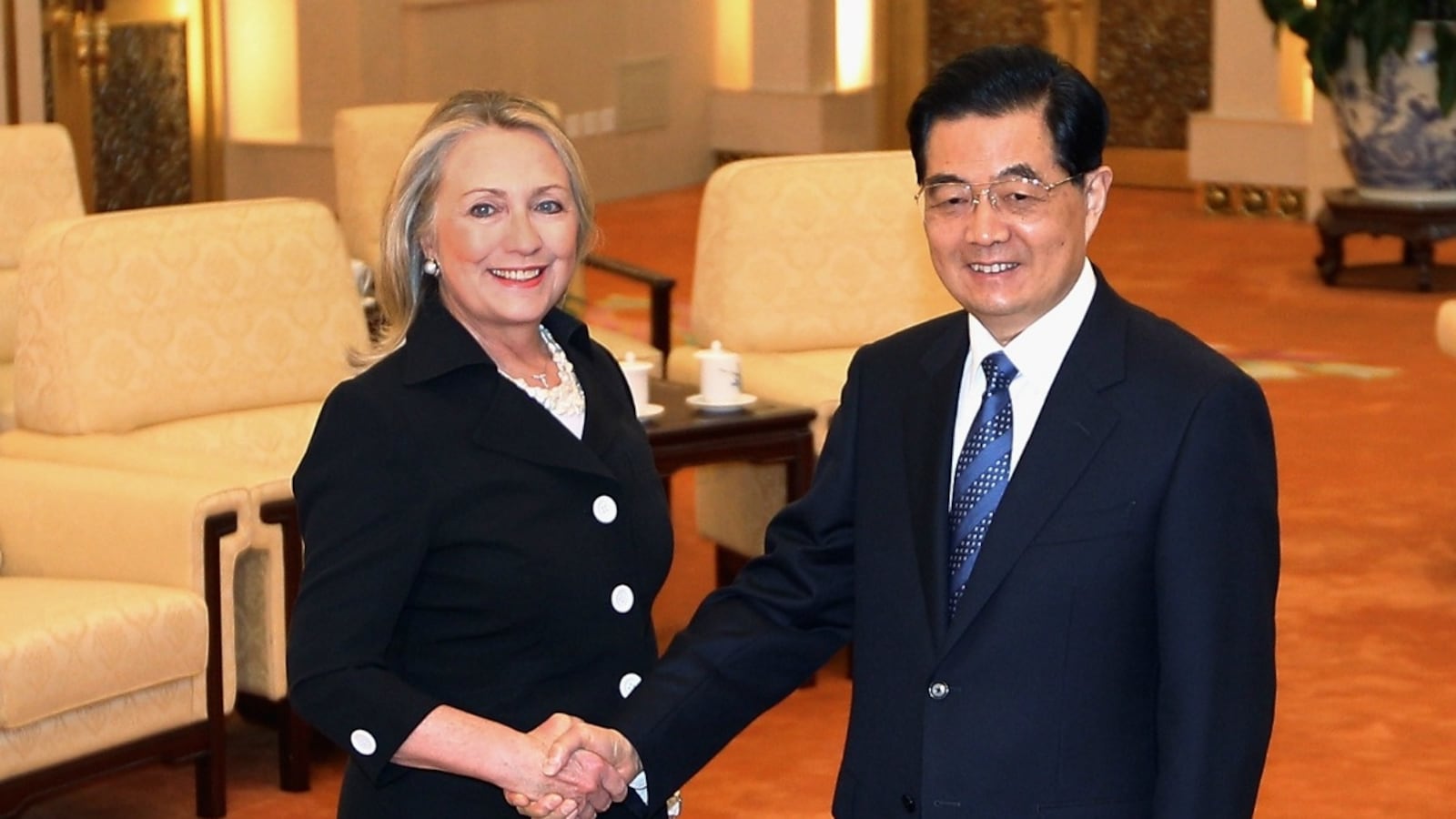 cheats/2012/09/05/china-warns-u-s-don-t-meddle/china-us-dont-meddle-cheat_spep21