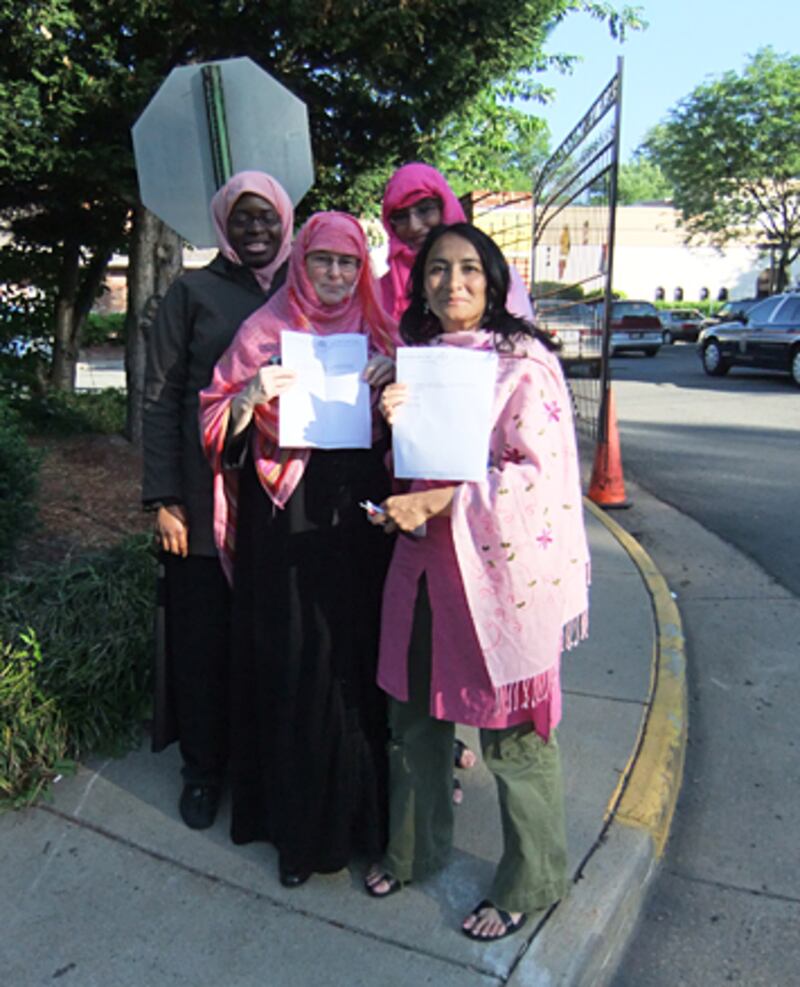 galleries/2010/05/17/mosque-protest/mosque-protest-4-1_ygwgsj