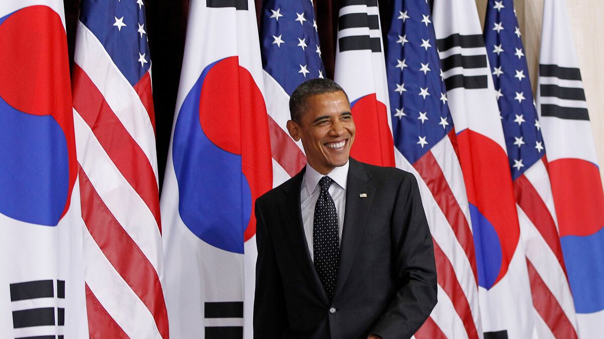 articles/2012/04/01/leslie-h-gelb-north-korea-u-s-headed-to-brink-of-war-unnoticed/obama-nuclear-summit-gelb_ubyl8i