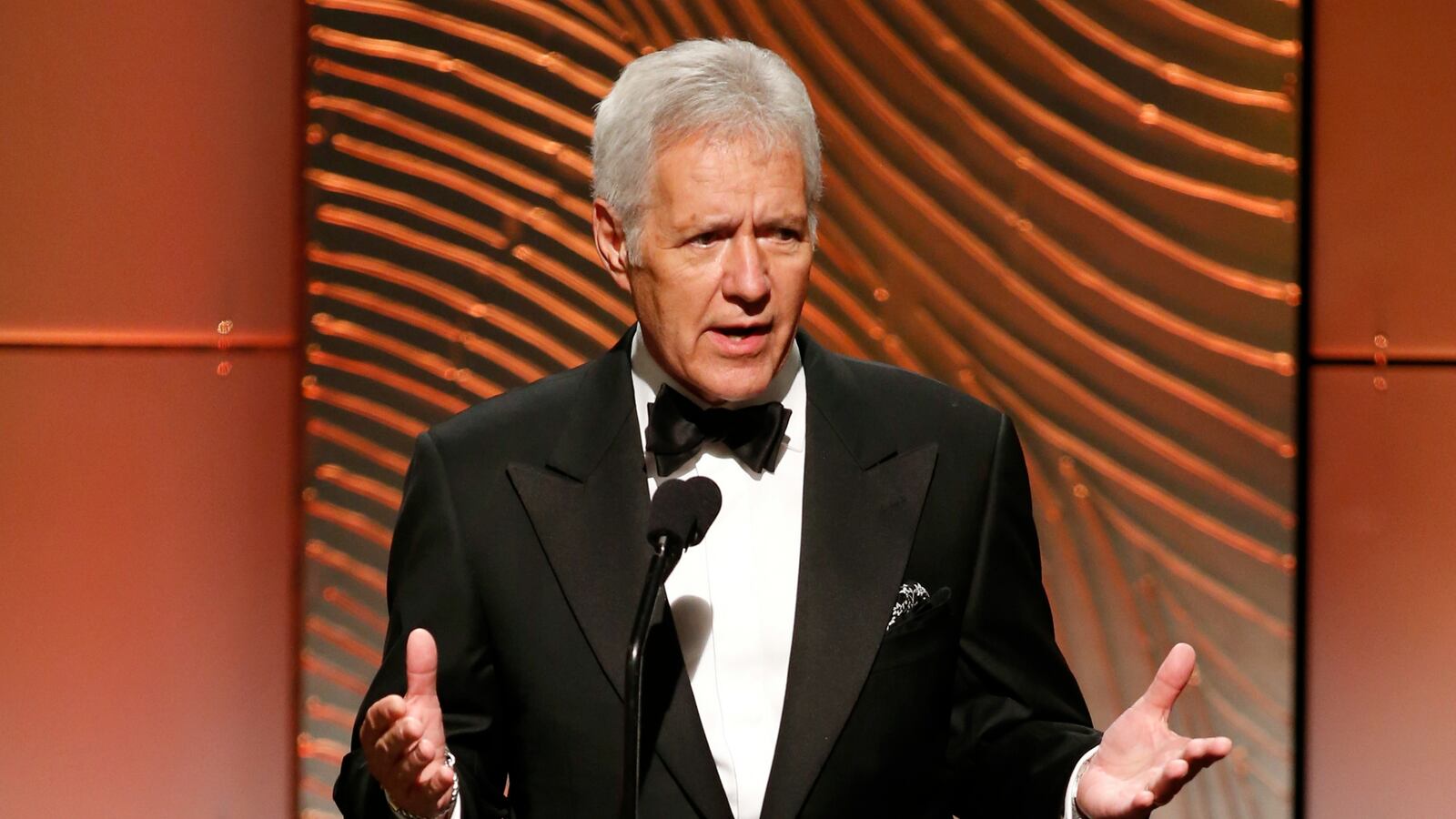 180104-trebek-cheat_ezxtwm