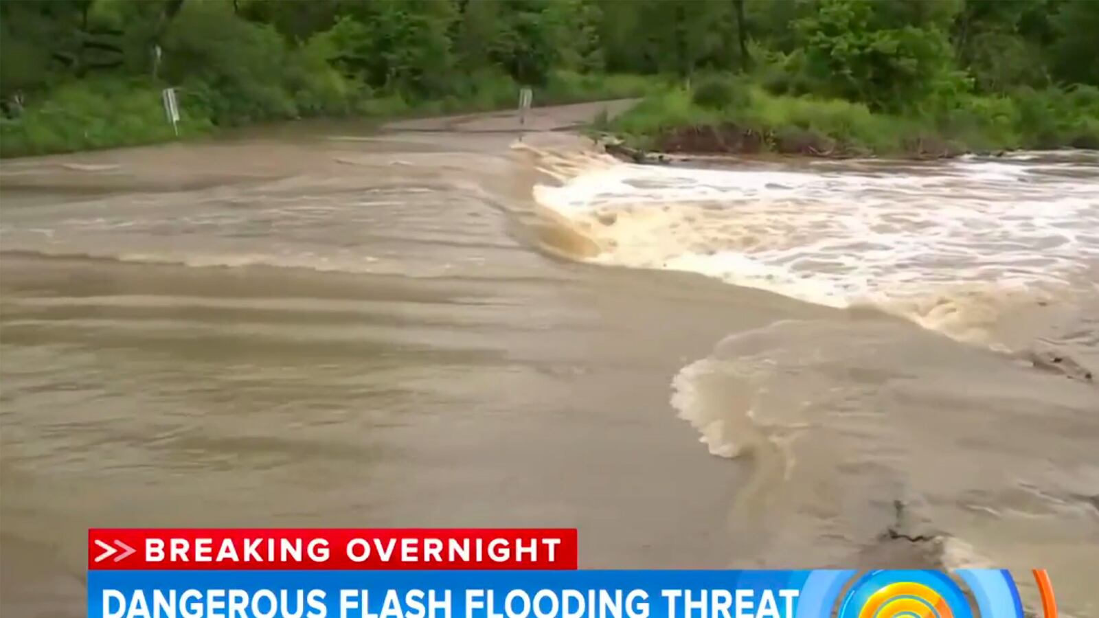 cheats/2016/04/18/life-threatening-floods-hit-houston/160418-houston-floods-cheat_wxblwo