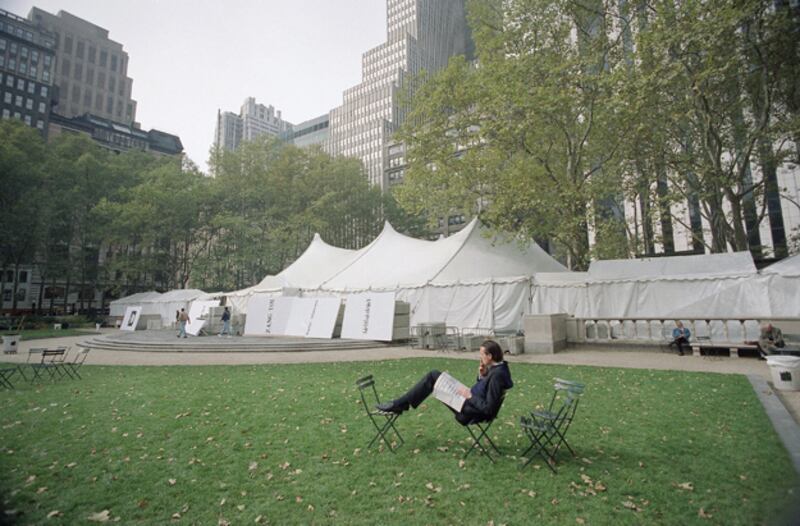 galleries/2010/02/09/fashion-week-day-2/fashion-week-preview---tents_zv1bko