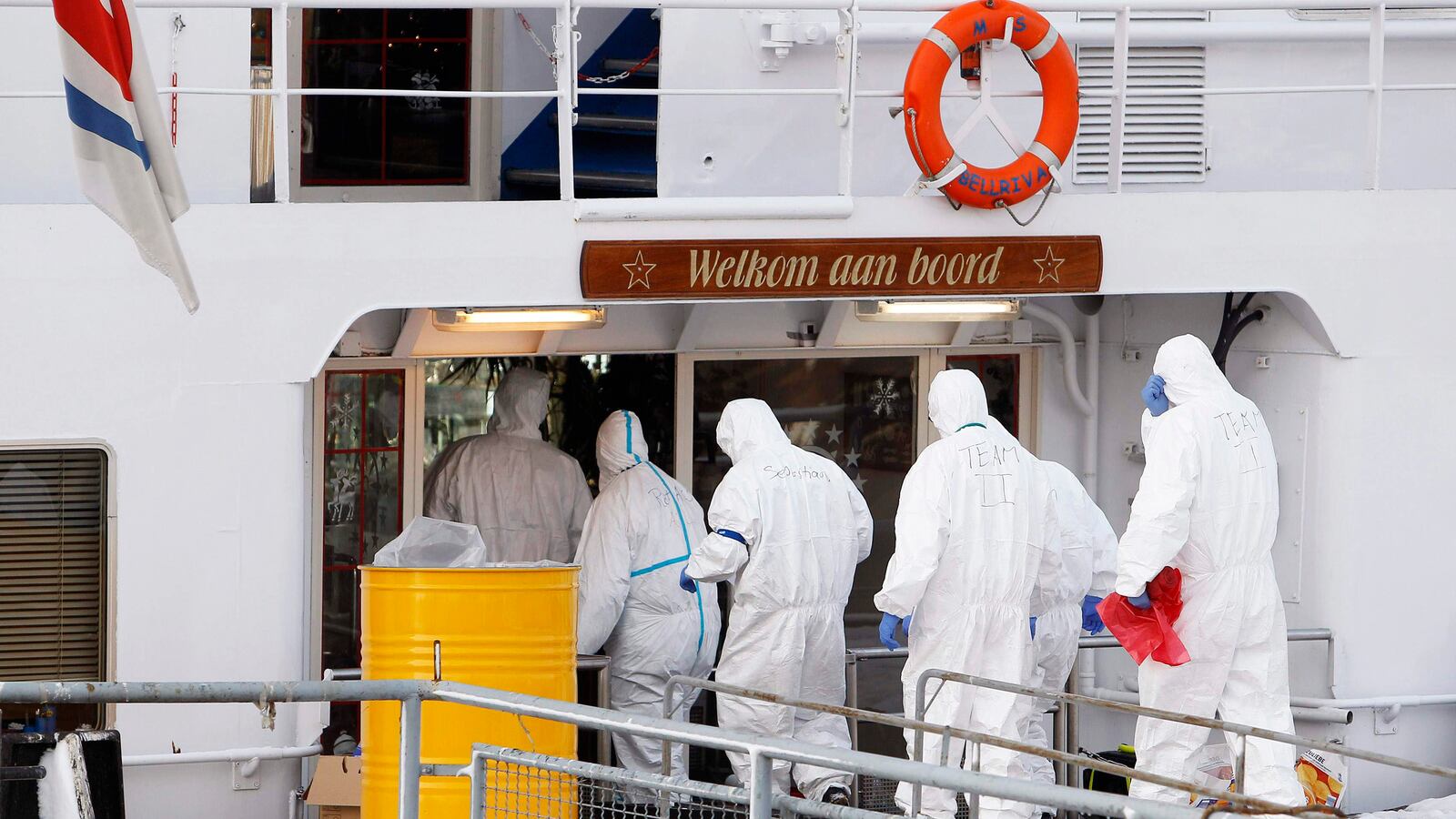 articles/2012/12/15/norovirus-unleashes-its-misery-early-at-home-and-at-sea/novovirus-sepkowitz-tease_tv3quq