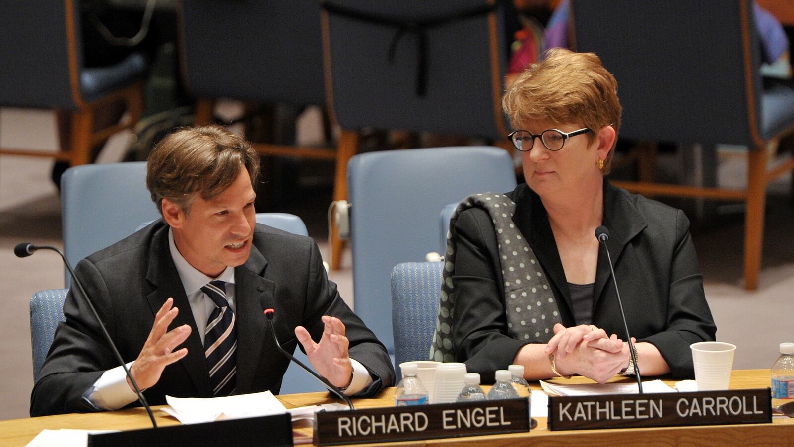 cheats/2015/04/15/engel-re-reports-his-own-kidnapping/150415-engel-cheat_mfvjax