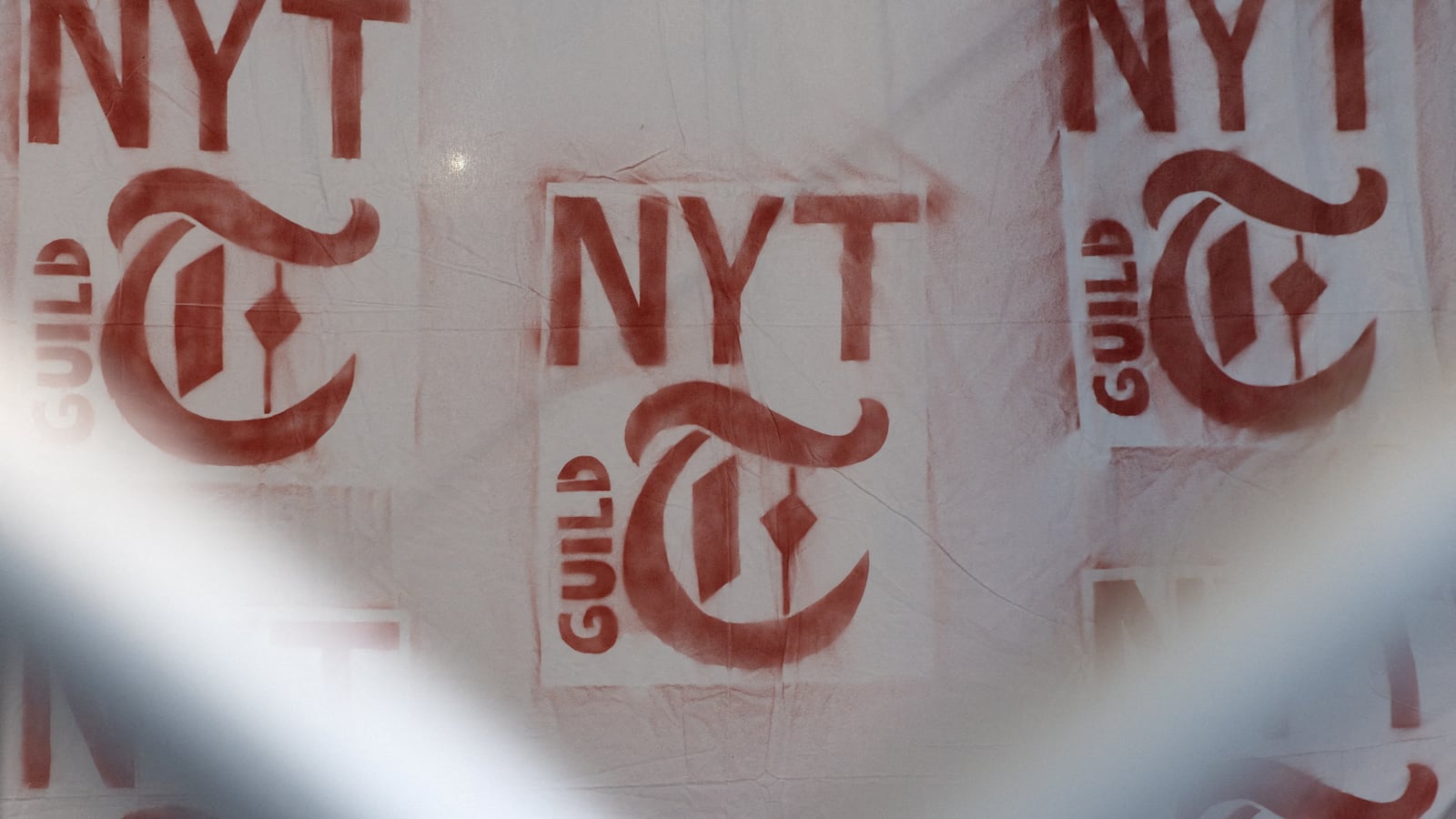 2022-12-08T163910Z_1849721604_RC2P1Y95SZP1_RTRMADP_3_NEW-YORK-TIMES-UNION_pmktop