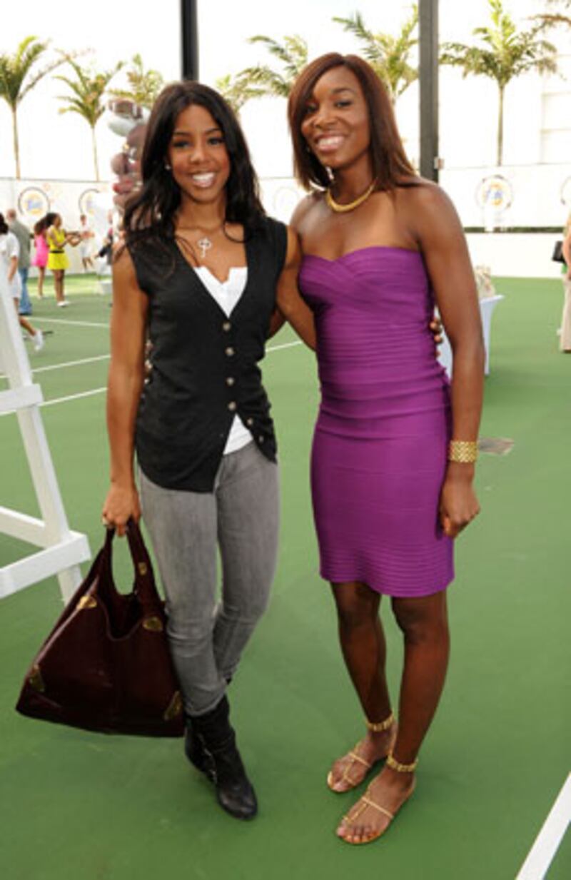 galleries/2010/02/05/stars-celebrate-super-bowl-xliv/super-bowl-celekelly-rowland-and-venus-williams_gcpbpa