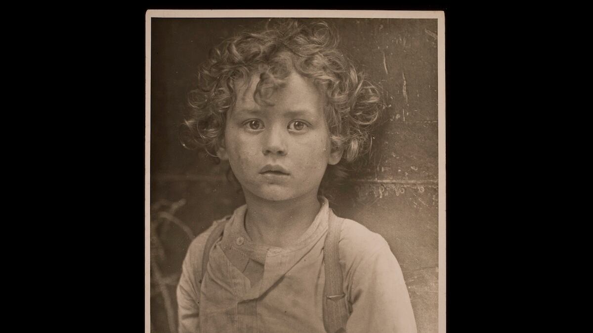 articles/2014/01/16/lewis-hine-at-the-international-center-of-photography-is-the-daily-pic-by-blake-gopnik/hine-daily-pic_tqs7b8