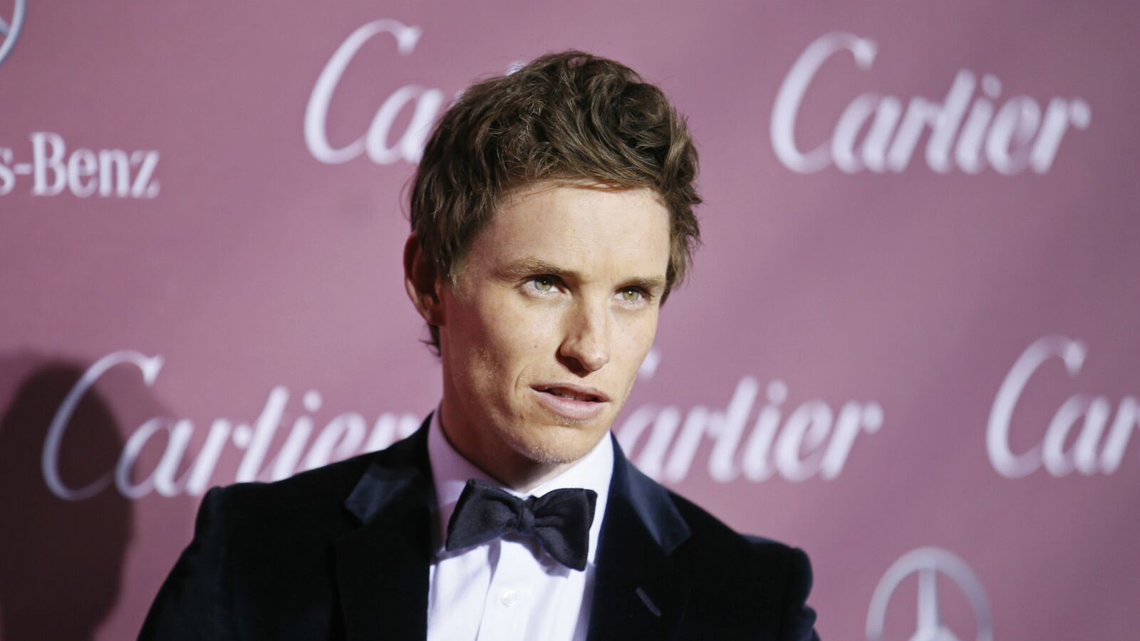 cheats/2015/06/01/redmayne-cast-in-harry-potter-prequel/150601-eddie-redmayne-cheat_bwjmkj