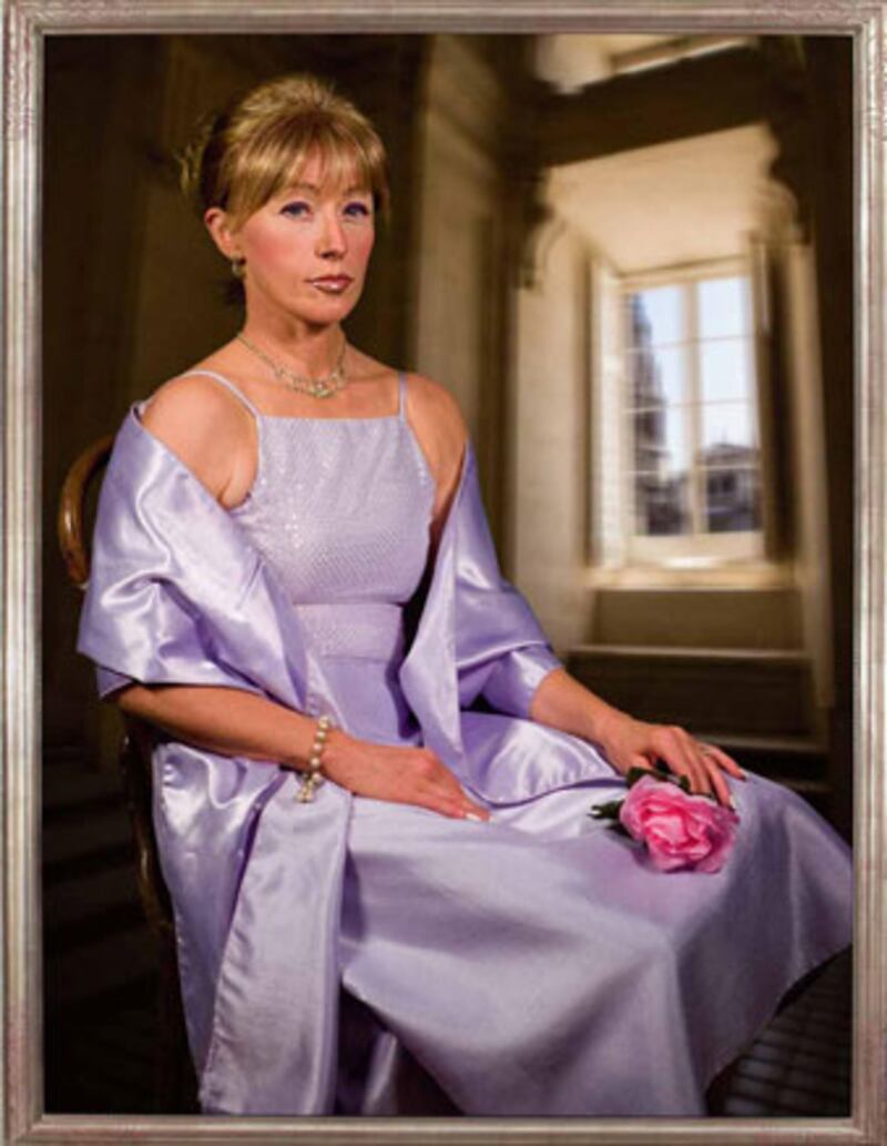 galleries/2009/06/01/cindy-sherman-s-posh-portraits/cindy-sherman-6_s76yyl