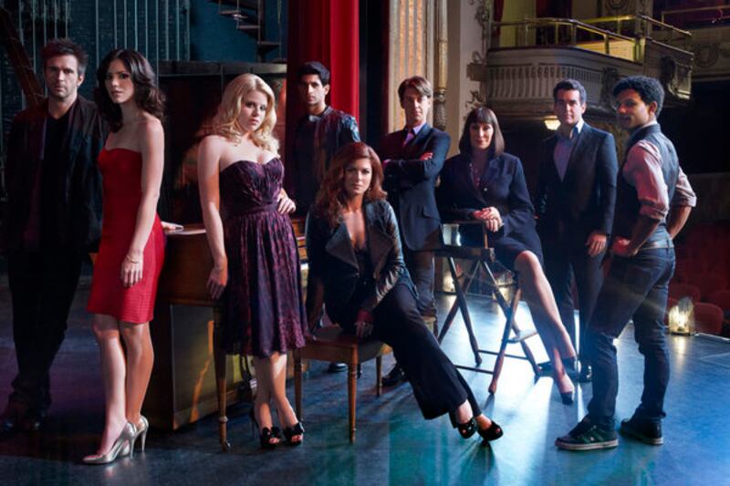 galleries/2012/01/02/justified-downton-abbey-shameless-what-to-watch-on-tv-this-winter/midseason-tv-slide-11_iroops