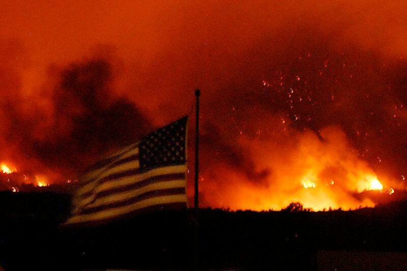 articles/2012/06/28/colorado-blazes-remind-us-that-national-policy-on-fire-needs-a-fix/co-wildfires-pyre_pmi5qy