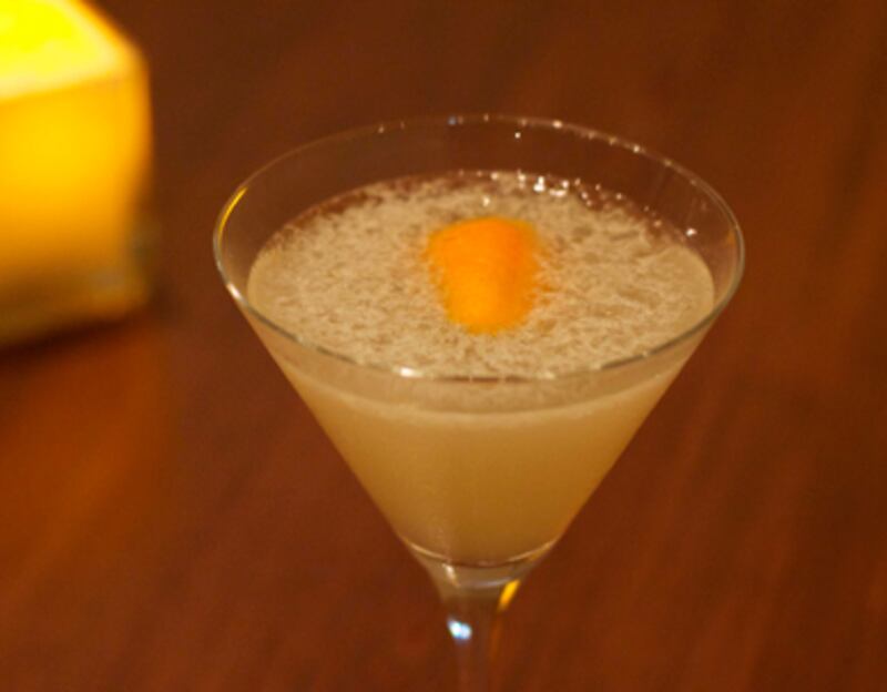 articles/2011/05/01/film-inspired-cocktails-fast-fives-fiery-flavorful-drink/brown-cocktails---2_qldgtb