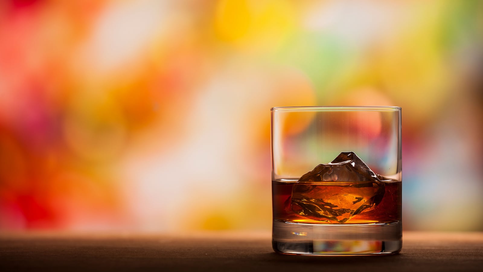 200901-half-full-bourbon-hero_copy_mmd8a7