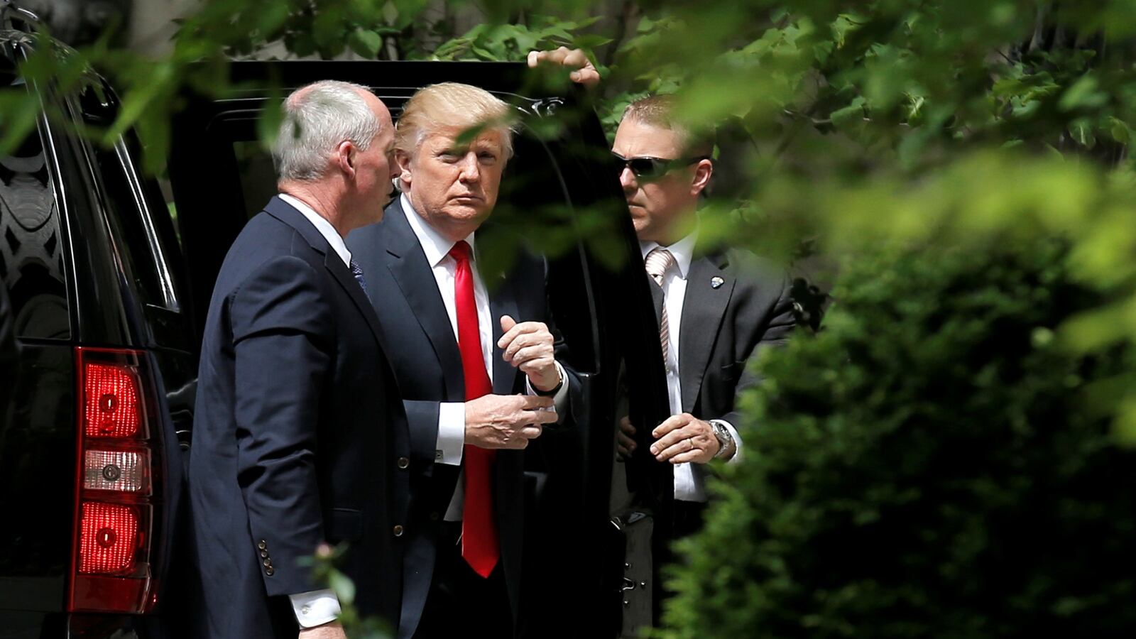 cheats/2016/05/18/trump-s-nominee-for-supreme-court-loves-to-mock-him/160519-trump-scotus-vader-cheat_zupxji