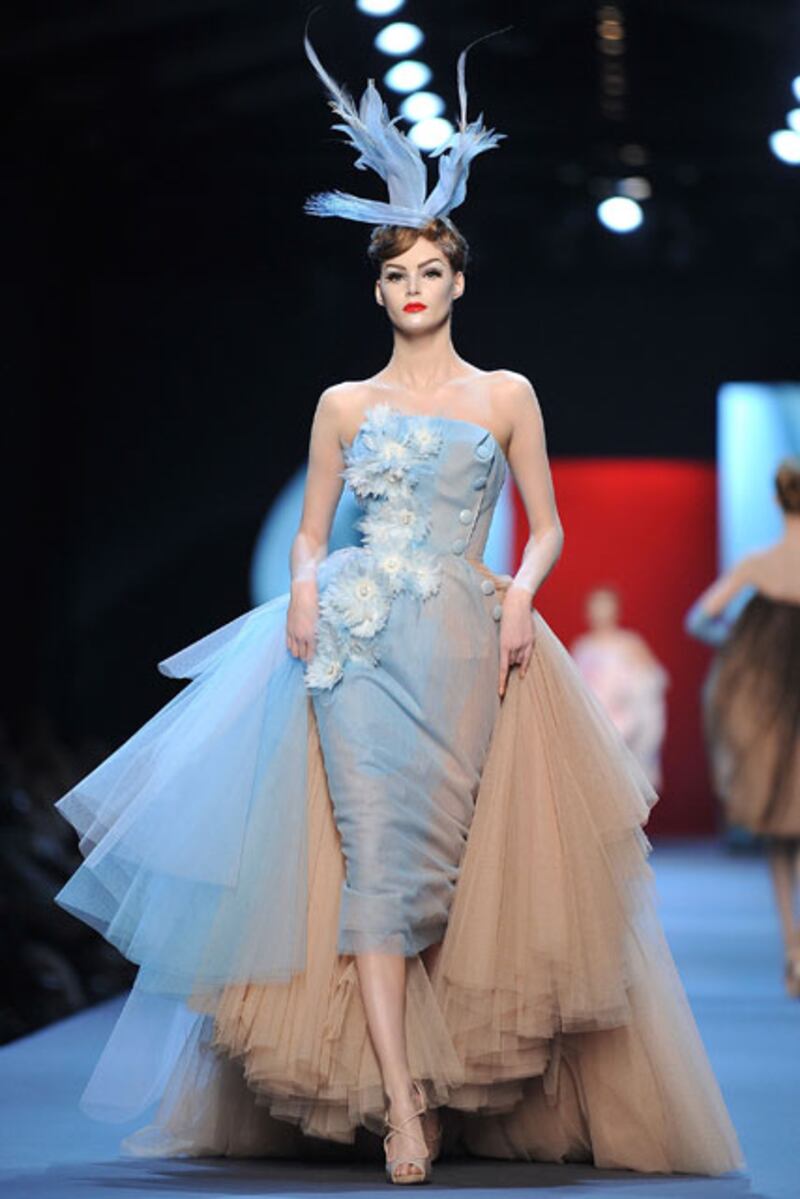 galleries/2011/01/27/paris-couture/paris-couture---dior_jnnt3g